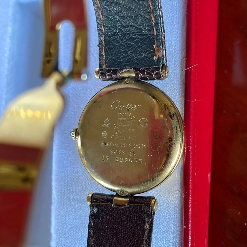 Cartier Paris,Must de Cartier Argent, absolutely Beautiful, unisex 30MM size